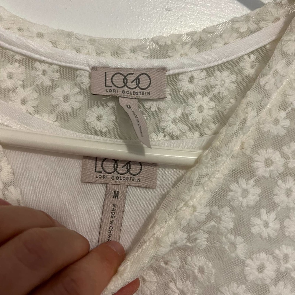 LOGO by Lori Goldstein Daisy Mesh Peplum Sleeveless top white tank top M - Picture 7 of 8